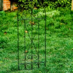 Woodside Hainford Metal Garden Trellis Climbing Plant Support Frame, Pack Of 5 -Serene Spaces 12M3H3UZPSR
