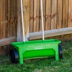 Woodside 12L Garden Lawn Seed/Fertiliser Spreader Grass Weed Feed Salt Gritter -Serene Spaces 4HNR2JJASTI