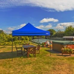 Woodside 3x3m Fully Waterproof, Heavy Duty Pop Up Gazebo + Carry Bag & Sand Bags -Serene Spaces T4NNXFL351B
